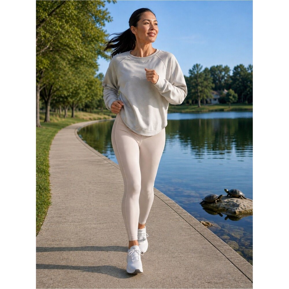Fabletics PureLuxe Crossover 7/8 Leggings Ivory White Size L Pockets